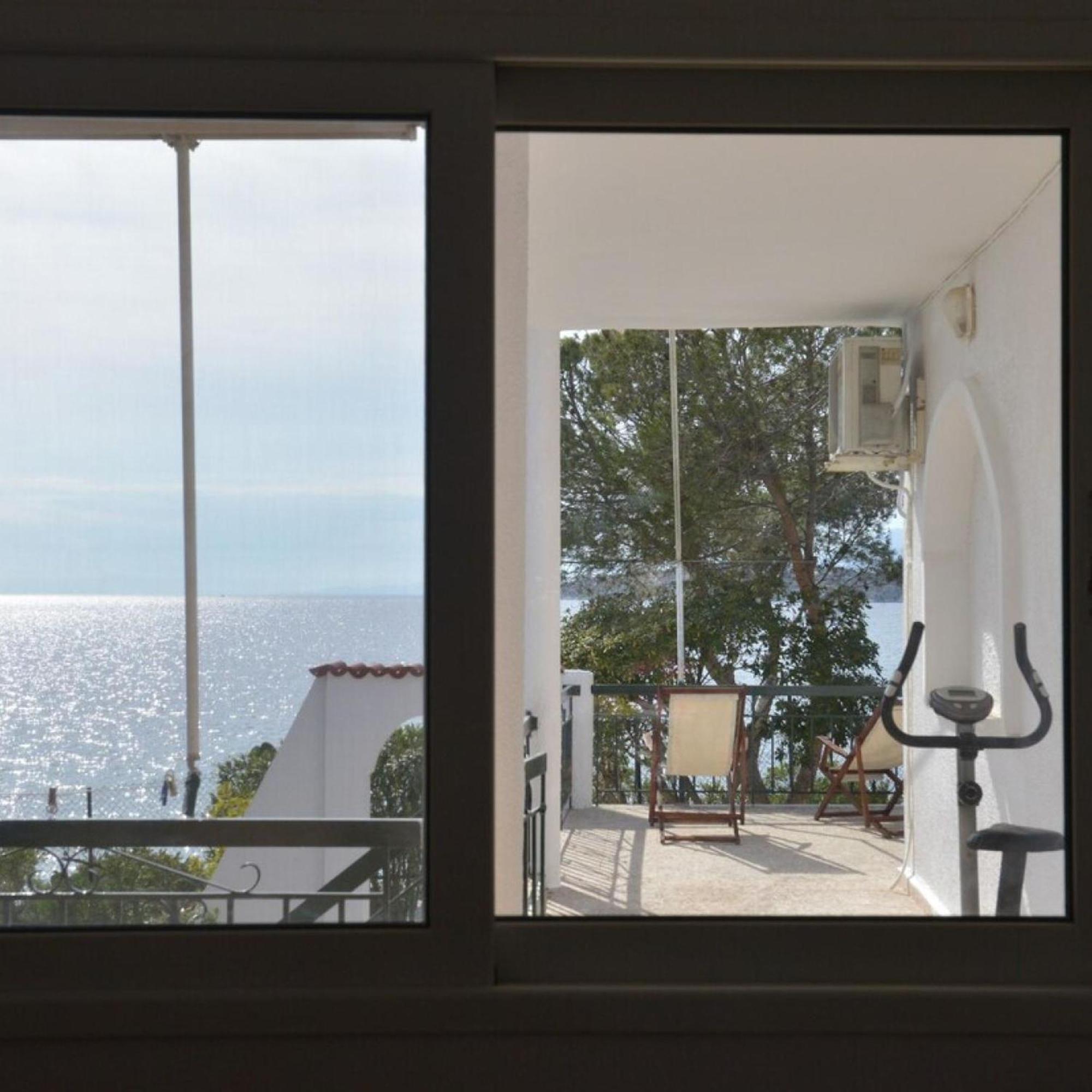 Salamis Beachfront House Εξωτερικό φωτογραφία